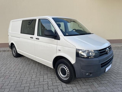 VOLKSWAGEN TRANSPORTER T5 2.0 CR TDI 5 SZEMÉLY+TEHER. KLÍMA. TEMPOMAT. ESŐSZENZOR. SZERVIZKÖNYV