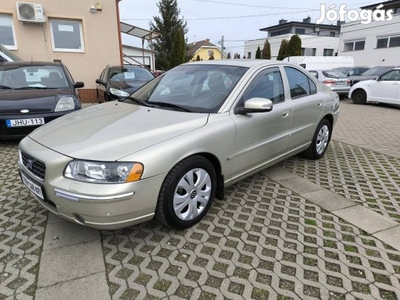 Volvo S60 2.4 D5 Momentum (Automata)