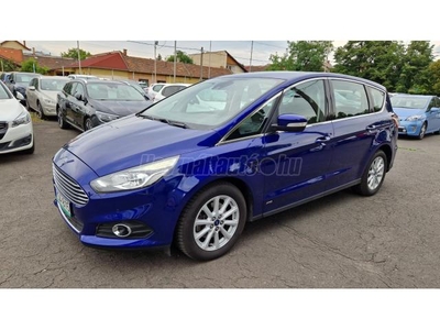 FORD S-MAX 2.0 TDCi Titanium AWD Powershift Magyarországi szervizkönyves!