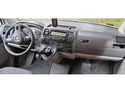 VOLKSWAGEN TRANSPORTER T5 Mikrobusz 2.0 CR TDI