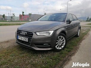 AUDI A3 1.4 TFSI Attraction S-tronic Előre Egye...