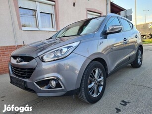 Hyundai IX 35 ix35 1.7 CRDi Premium Sérmentes....