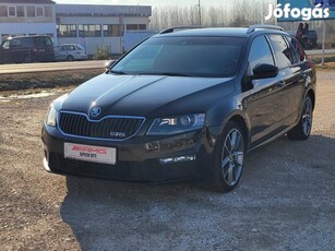 Skoda Octavia Combi 2.0 CR TDI RS DSG Friss nag...