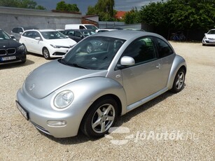 VOLKSWAGEN New Beetle