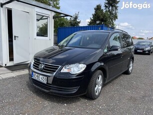 Volkswagen Touran 1.6 Trendline Family 7 Ülés !...