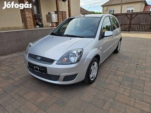 Ford Fiesta 1.4 Comfort 107 Ekm! Klíma! Első Sz...