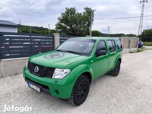 Nissan Pathfinder 2.5 Tdi LE 1. Tulaj! 3t horog...