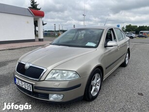 Skoda Octavia 1.9 PD TDi Elegance 2zónás digit...