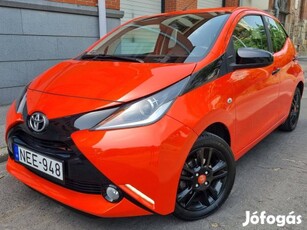 Toyota Aygo 1.0 x-play /Gyönyörű Állapot/24e km/