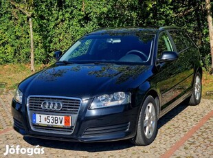 AUDI A3 1.4 TFSI Attraction Start-Stop RADAR-Ül...