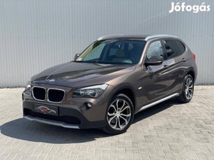 BMW X1 xdrive18d (Automata) Nagynavi.PDC.Bézs B...