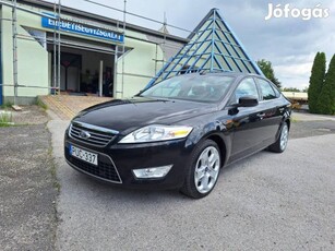 Ford Mondeo 2.0 Ghia 133200 KM Végig Vezetett S...