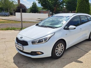 KIA CEE'D SW 1.4 Cvvt EX Vonóhorog.friss műszak...