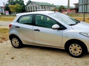 Mazda 2 1.3 CE.