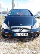 Mercedes Benz A170.