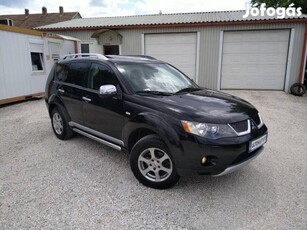 Mitsubishi Outlander 2.0 DI-D Invite Ful bőr. 7...