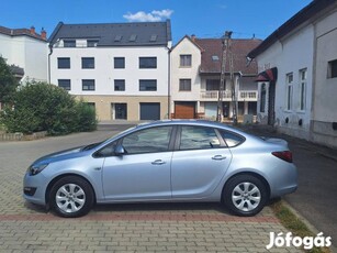 Opel Astra J Sedan 1.6 Enjoy EURO6 Magyarország...