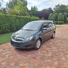 Opel Zafira B 1.6 111 Years Megkímélt állapotba...