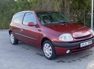 Renault Clio 1.2 16V 501