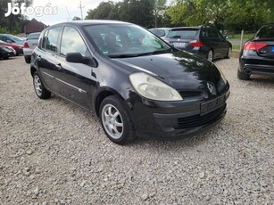 Renault Clio 1.2 16V Authentique