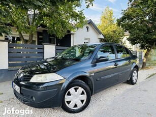 Renault Megane 1.4 16V Valós: 144.000 Km