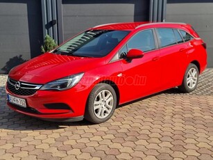 OPEL ASTRA K Sports Tourer 1.6 CDTI Start-Stop Dynamic VÉGIG VEZETETT SZERVIZKÖNYV! 1 TULAJDONOS! 2 KULCS!