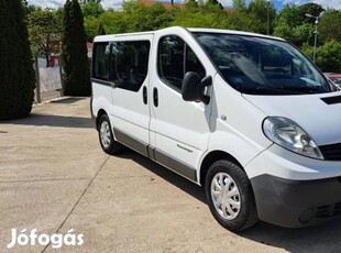 Renault Trafic 2.0 dCi L1H1P1 Passenger 9 Szemé...