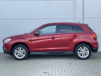 MITSUBISHI ASX 1.6 MIVEC Intense ÜLÉSFŰTÉS / VEZETETT SZERVIZKÖNYV / 88 E. KM /