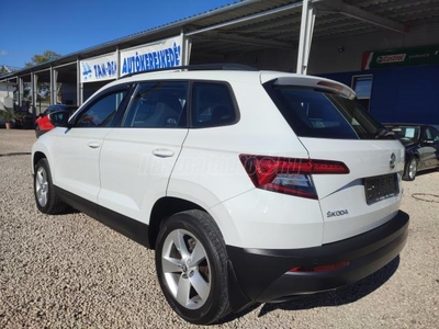 SKODA KAROQ 1.5 TSI ACT Style DSG Magyarországon vásárolt. első tulajdonostól. navigáció. ülésfűtés