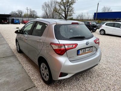 TOYOTA YARIS 1.5 VVT-i Hybrid Comfort e-CVT