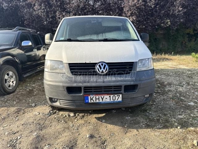 VOLKSWAGEN TRANSPORTER T5 1.9 PD TDI Műhelyautó