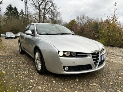 ALFA ROMEO 159 1.9 JTD 16V Progression FRISS VEZÉRLÉS ÉS OLAJ CSERE!