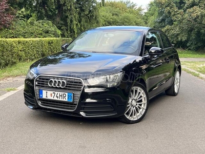 AUDI A1 1.6 TDI DPF Attraction 105LE! 17coll! Garantált km! leinformálható!Végig szervizelt!