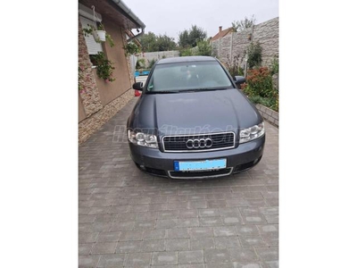 AUDI A4 3.0 V6 S4