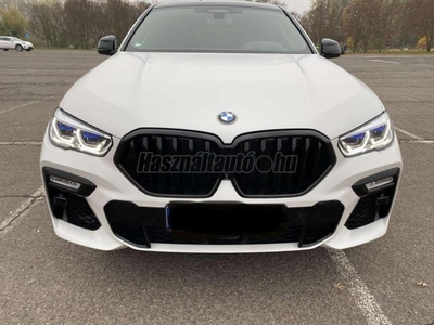 BMW X6 M50i (Automata)