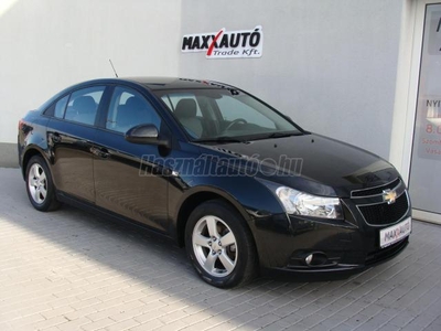 CHEVROLET CRUZE 1.8 LS Plus My. 2011 TEMPOMAT+TOLATÓRADAR+GYÁRI ALUFELNI!