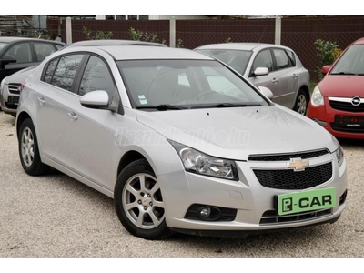 CHEVROLET CRUZE 2.0 D LTZ TELJESEN LESZERVIZELVE - 2/KULCS - 2/ÉV MŰSZAKI