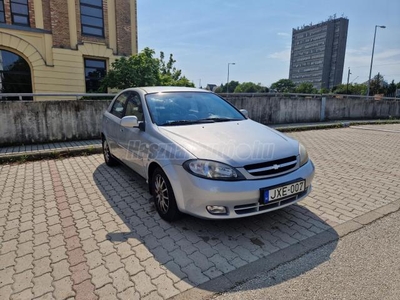 CHEVROLET LACETTI 1.8 16V Platinum