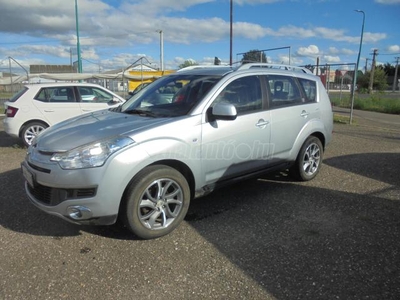 CITROEN C-CROSSER 2.2 HDi Collection (7 személyes )