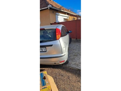 FORD FOCUS 1.6 Fresh