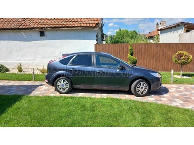 FORD FOCUS 1.6 Fresh EURO5 VALÓS KM! MEGKÍMÉLT ÁLLAPOT!VÉGIG VEZETETT SZERVIZKÖNYV!