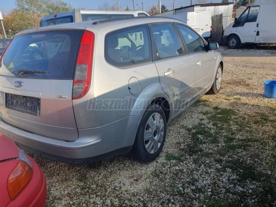 FORD FOCUS 1.6 Ghia (Automata)