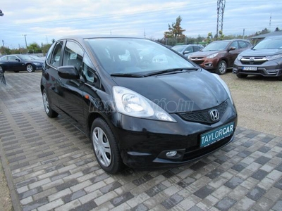 HONDA JAZZ 1.2 S / 128 EZER KM / SZERVIZKÖNYV /