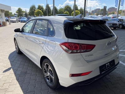 HYUNDAI I30 1.5 DPi Start 5 AJTÓS FLOTTA 2 KEDVEZMÉNNYEL