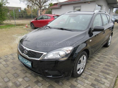 KIA CEE'D SW 1.4 LX / 128 EZER KM / SZERVIZKÖYNV /