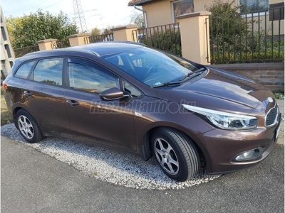 KIA CEE'D SW 1.6 CRDI EX JD