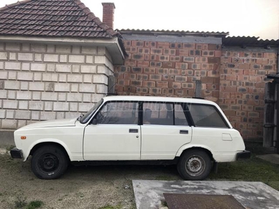 LADA 2104