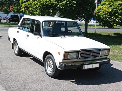 LADA 2107