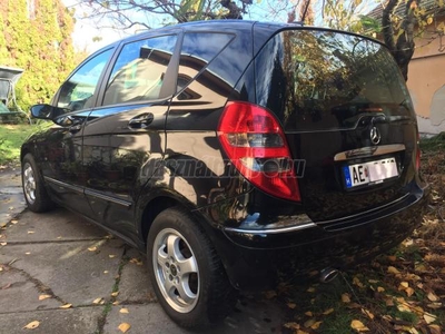 MERCEDES-BENZ A 170 Avantgarde TELJES VALÓDI BŐRBELSŐ.ALUFELNI.PANORÁMA TETŐ!