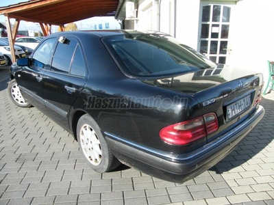 MERCEDES-BENZ E 320 4Matic Elegance (Automata)